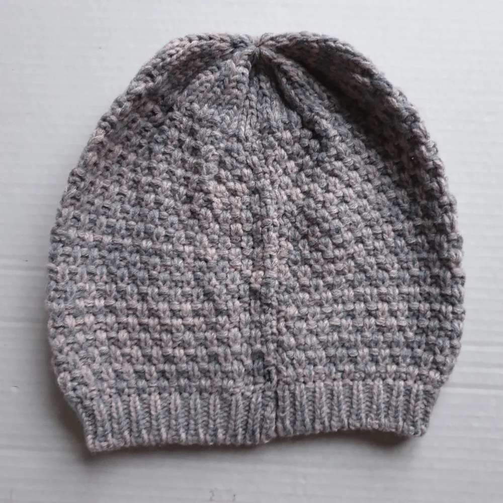 Jessica Simpson Matching Grey & Pink Knit Infinity Scarf & Beanie Set Sz OS - Picture 4 of 15